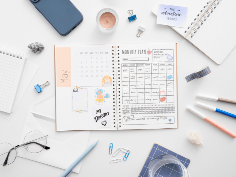 5 Benefits of Using a 2025 Journal Planner