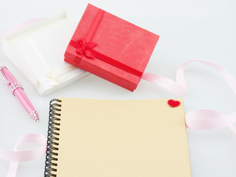 Diwali Gift Ideas 2026 — Premium Stationery Sets for Employees and Clients