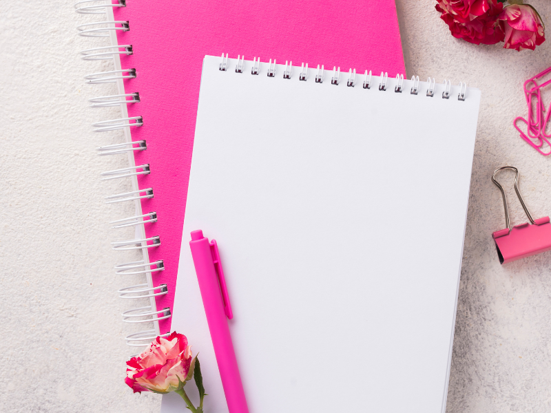 What to Give as a Corporate Gift: Ideas for Clients and Employees